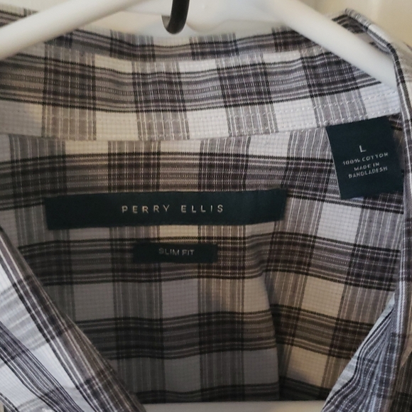 Perry Ellis - Picture 2 of 3